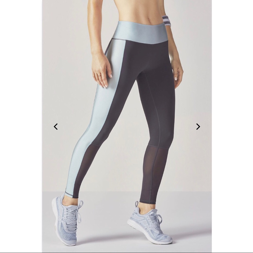 High-waisted mesh powerhold leggings